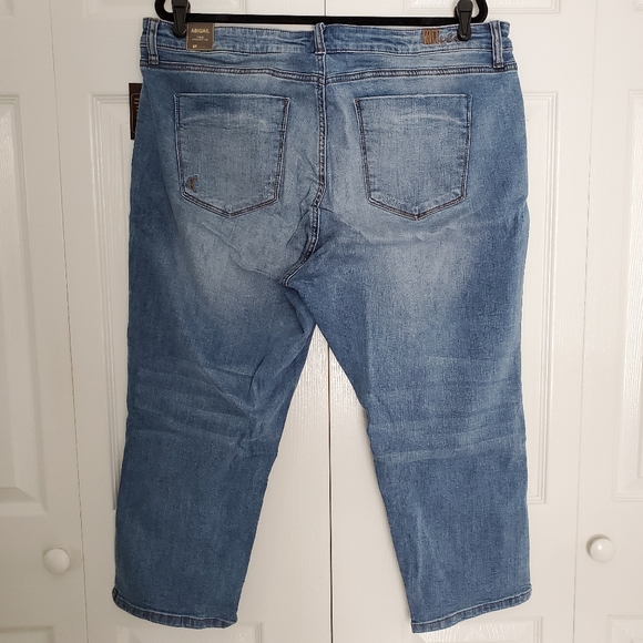 NEW Kut From Kloth Abigail Crop Straight Leg Jeans - Picture 4 of 14